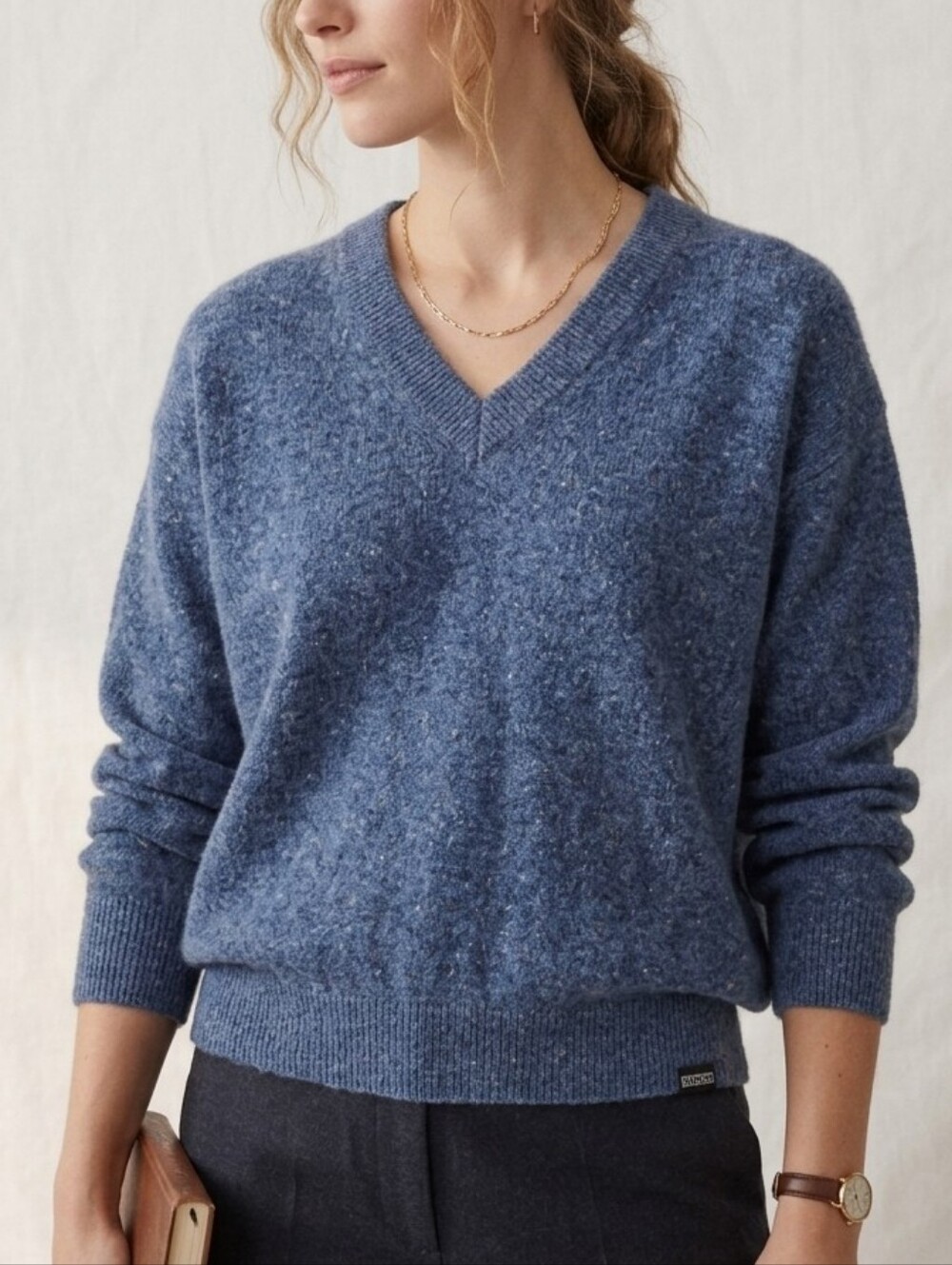 Bison Lambswool Blue V-Neck Women's Sweater
